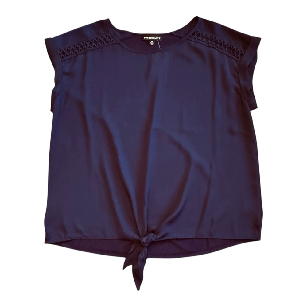 NWT Women's FORTUNE + IVY Navy Blouse with Crochet Detail and Tie Front, Size M - Picture 7 of 11